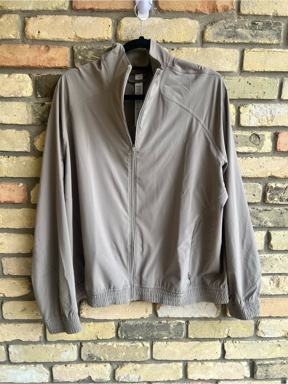 Lululemon Women’s  Lightweight Full-Zip Adapt  Jacket - Taupe